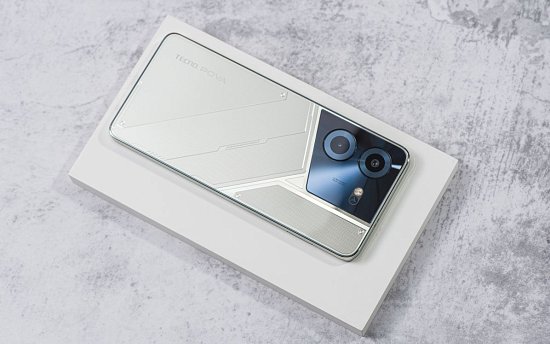 Новинка TECNO POVA 5